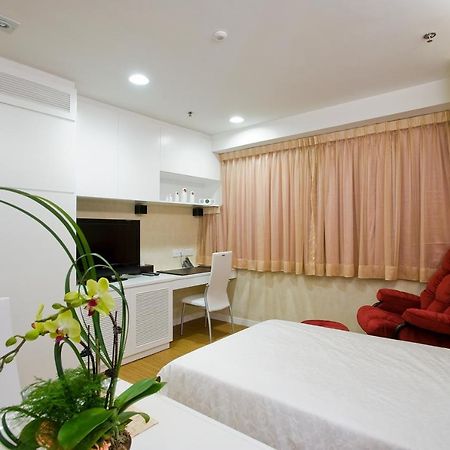 Mingle With The Star Hotel ฮ่องกง ภายนอก รูปภาพ